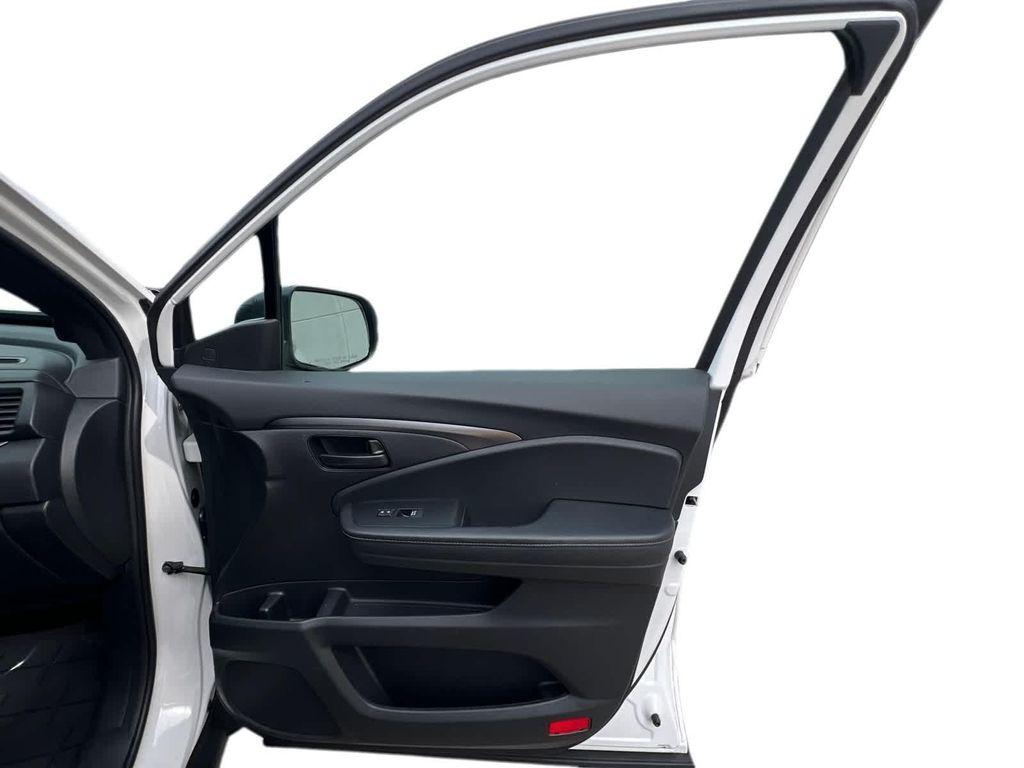 used 2024 Honda Passport car, priced at $32,999