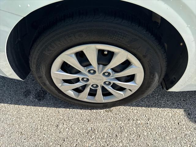 used 2022 Kia Forte car