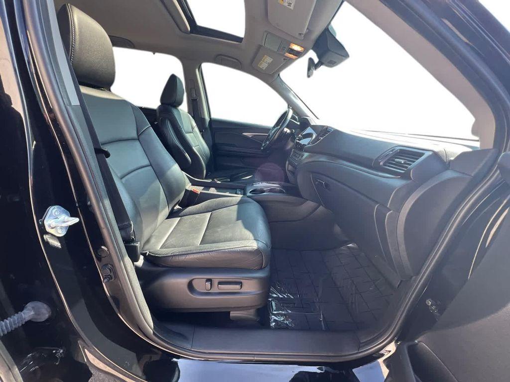 used 2021 Honda Pilot car, priced at $26,999