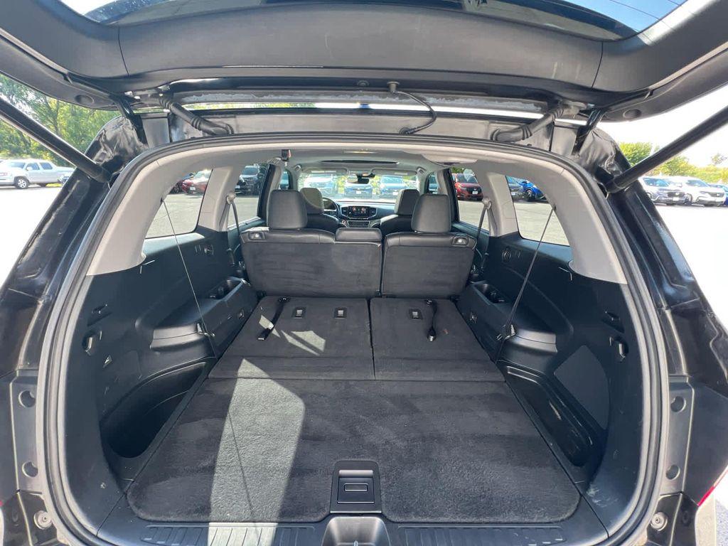 used 2021 Honda Pilot car, priced at $26,999