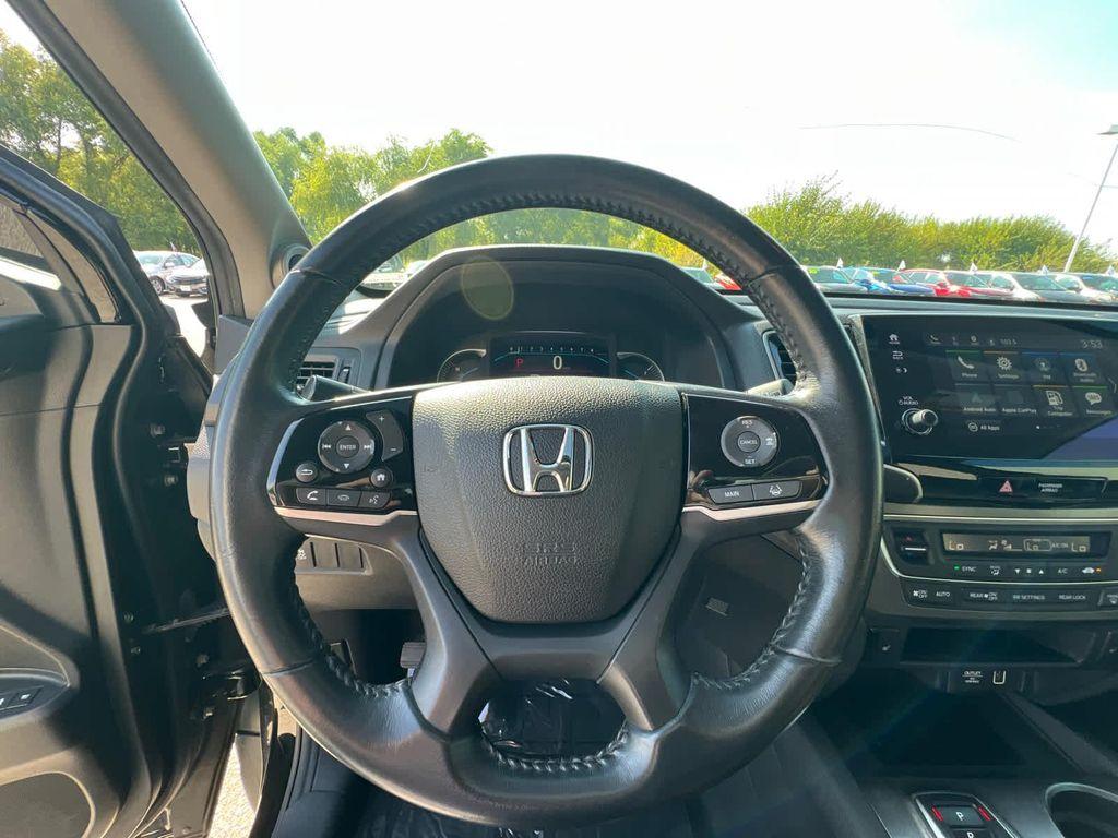 used 2021 Honda Pilot car, priced at $26,999