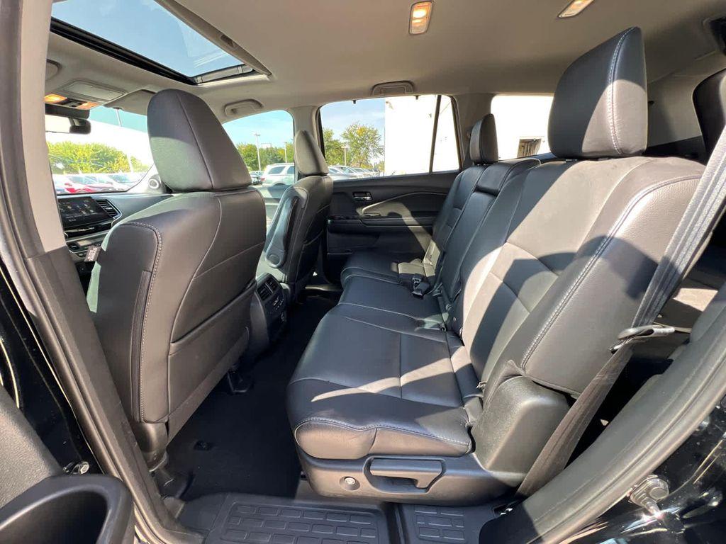 used 2021 Honda Pilot car, priced at $26,999