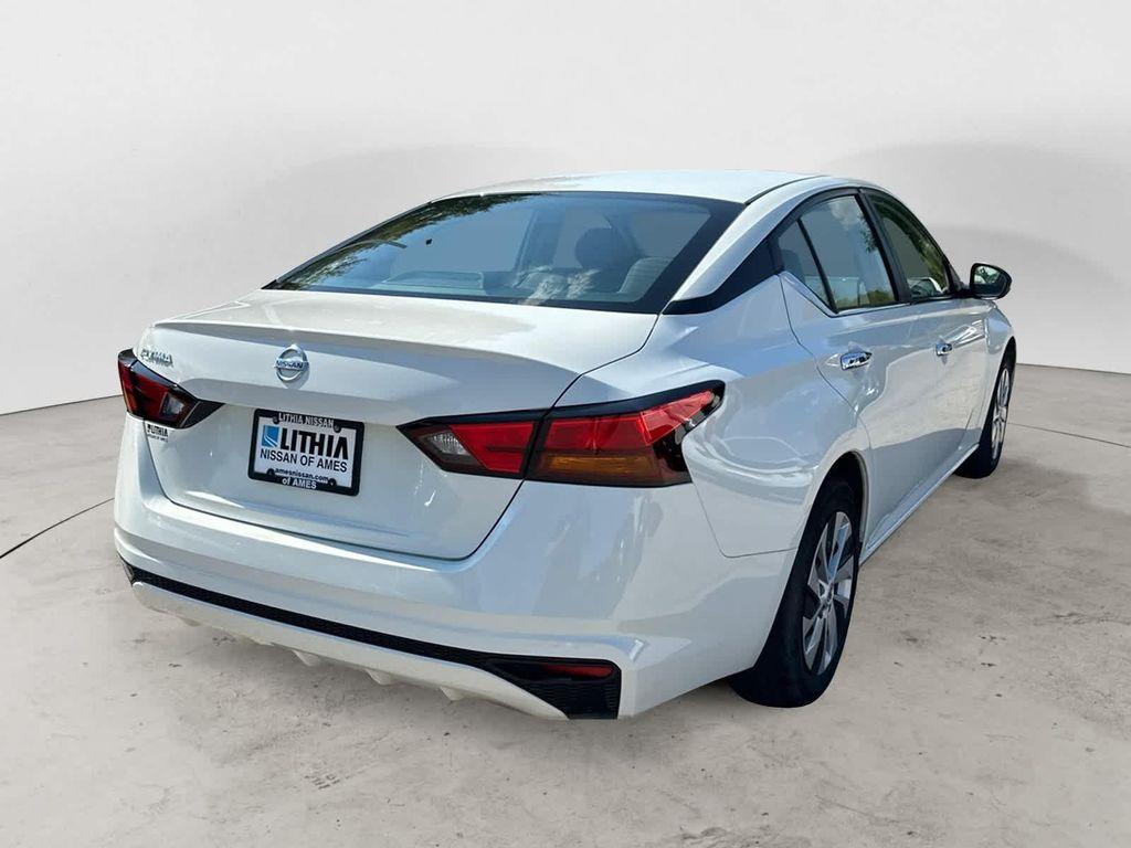 used 2022 Nissan Altima car, priced at $18,999