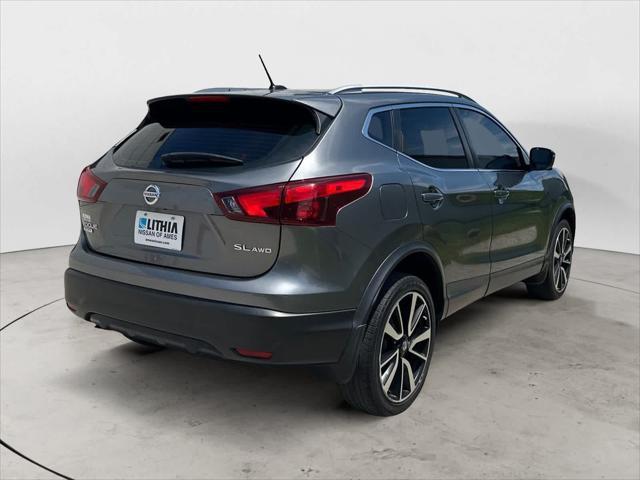 used 2017 Nissan Rogue Sport car