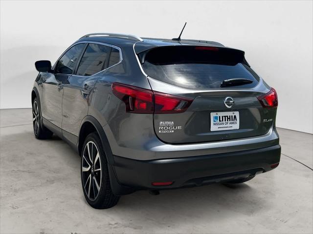 used 2017 Nissan Rogue Sport car