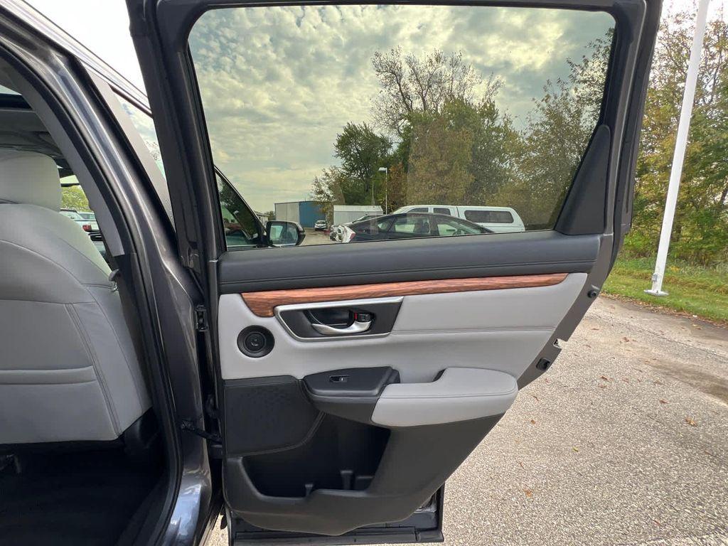 used 2021 Honda CR-V car, priced at $28,999