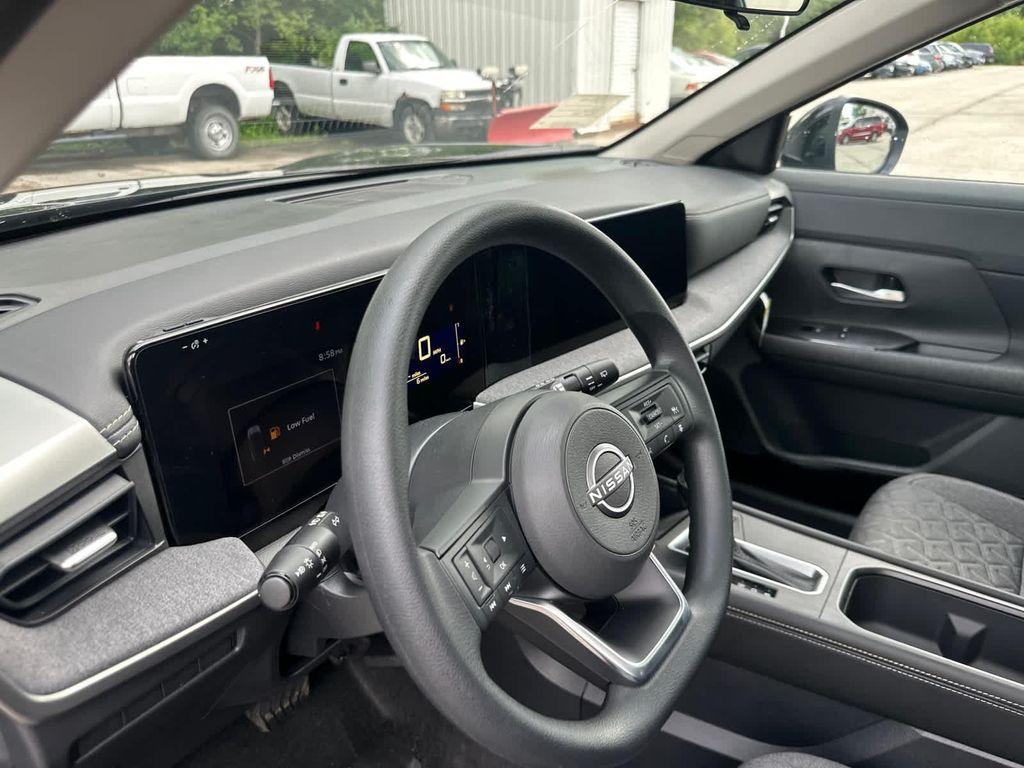 new 2025 Nissan Kicks car, priced at $27,150