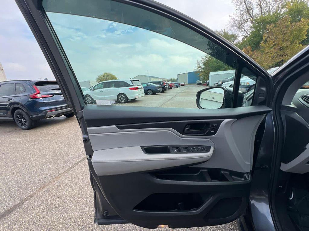 used 2018 Honda Odyssey car, priced at $21,999