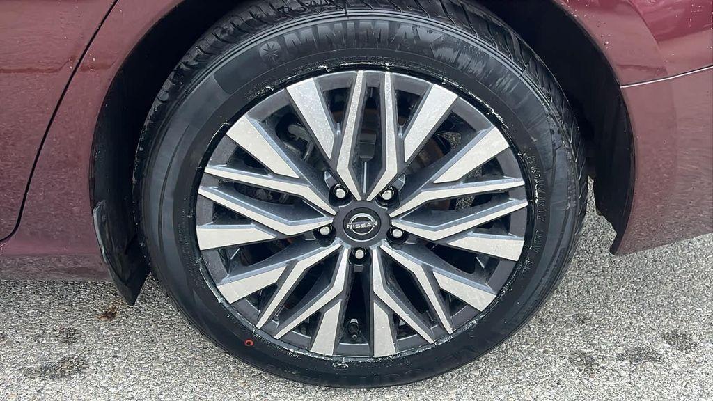 used 2023 Nissan Altima car, priced at $20,999