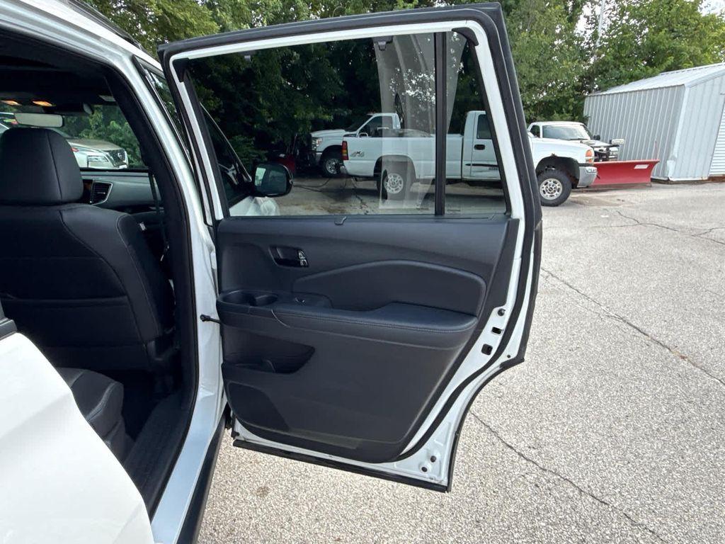 used 2023 Honda Passport car, priced at $31,999