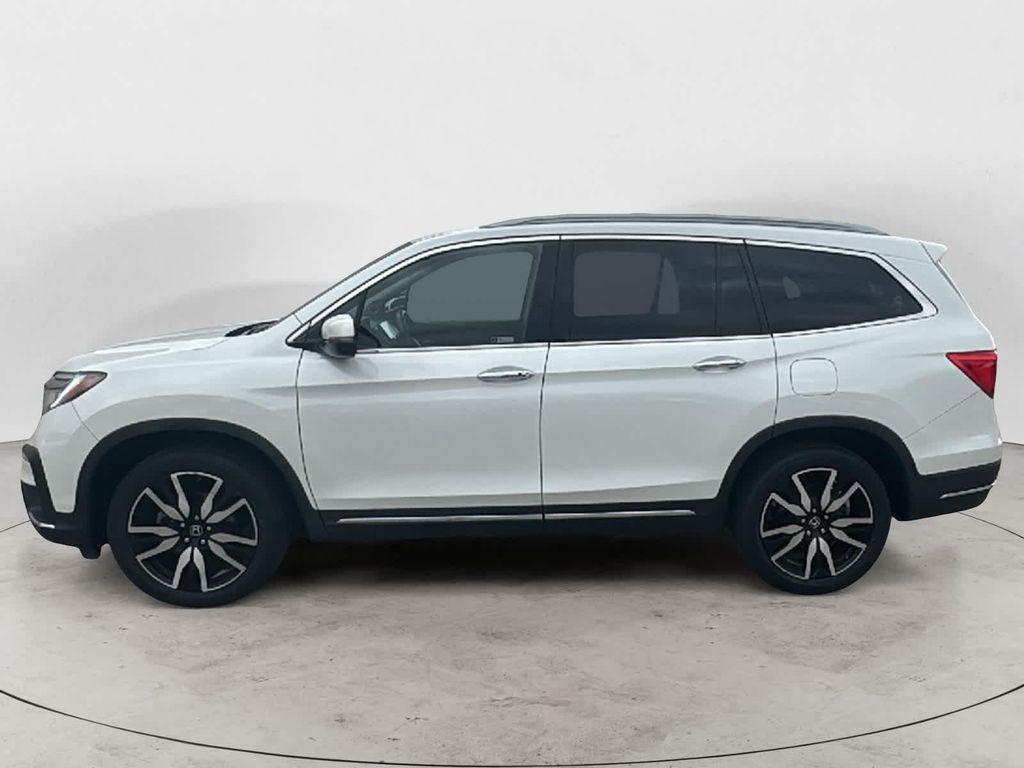 used 2022 Honda Pilot car, priced at $35,999