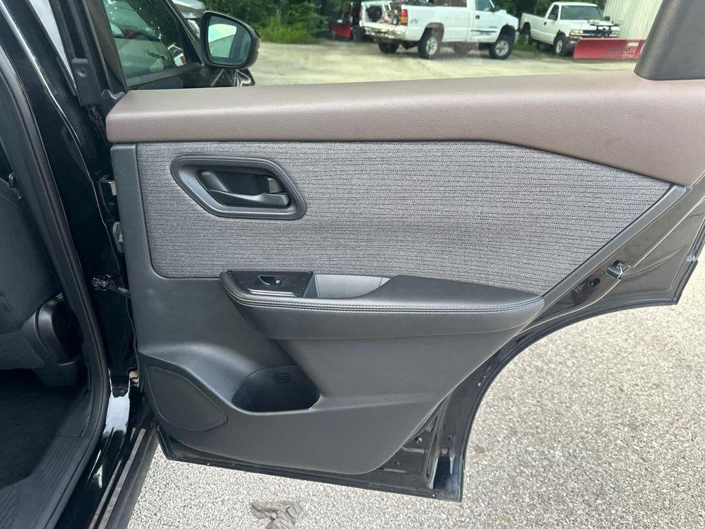 used 2021 Nissan Rogue car, priced at $18,999