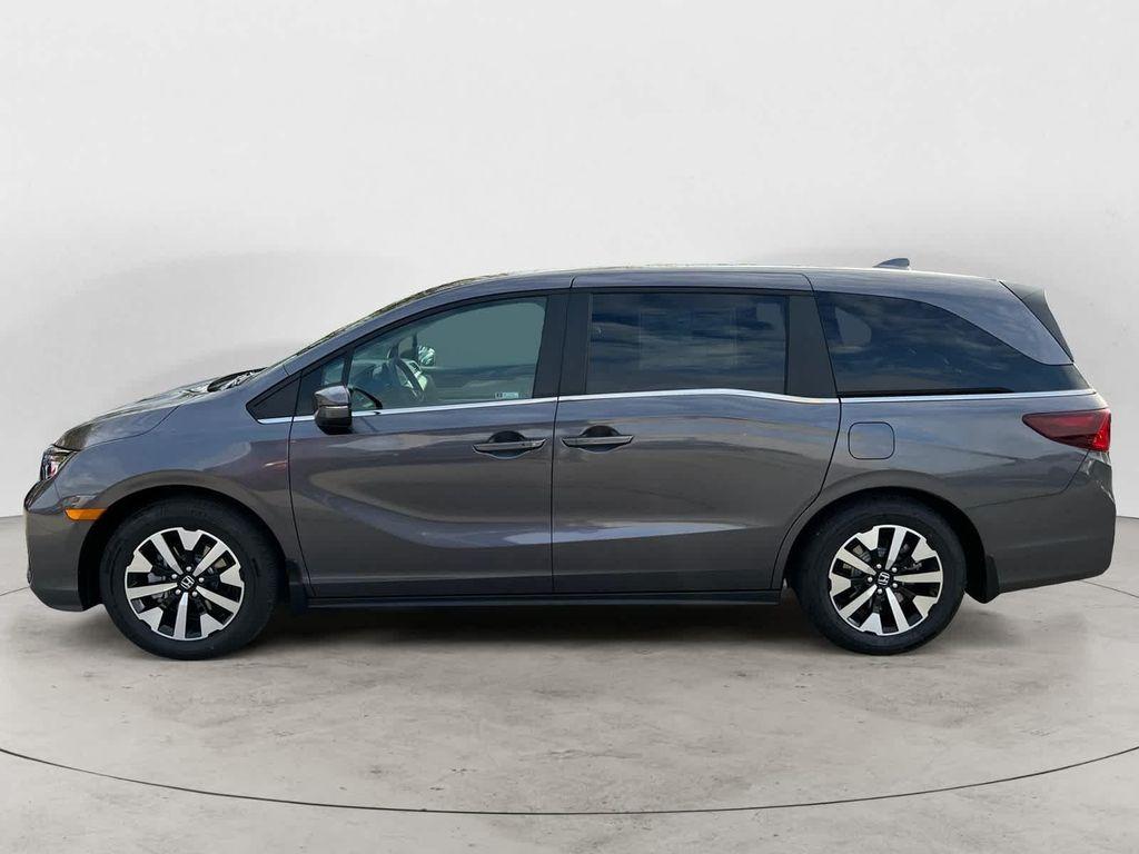 new 2026 Honda Odyssey car, priced at $44,290