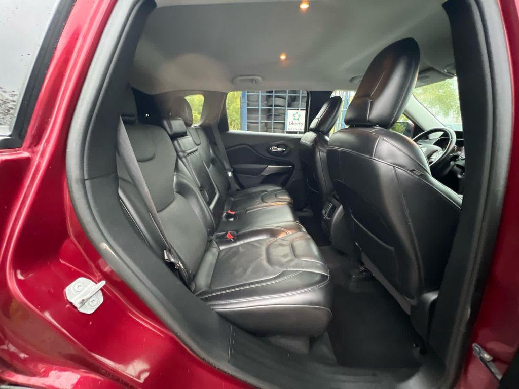 used 2019 Jeep Cherokee car, priced at $16,999