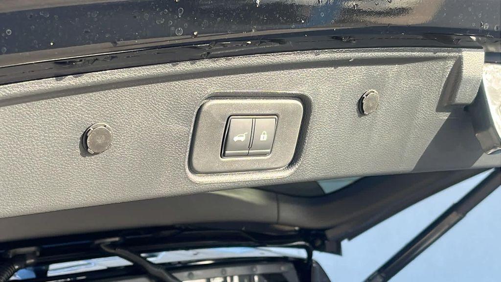 new 2025 Nissan Pathfinder car, priced at $50,432