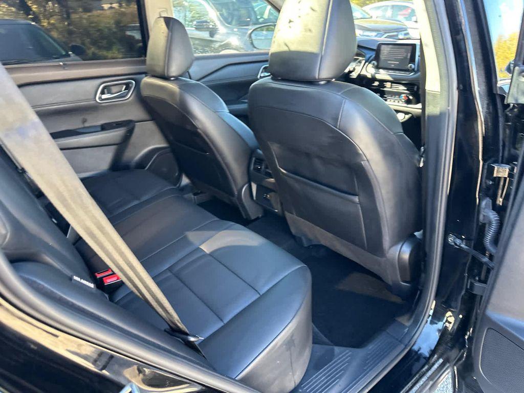 used 2021 Nissan Rogue car