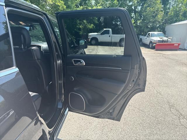 used 2015 Jeep Grand Cherokee car, priced at $16,999