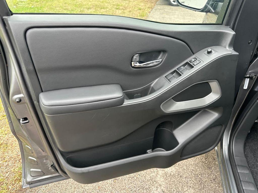 new 2025 Nissan Frontier car, priced at $39,122