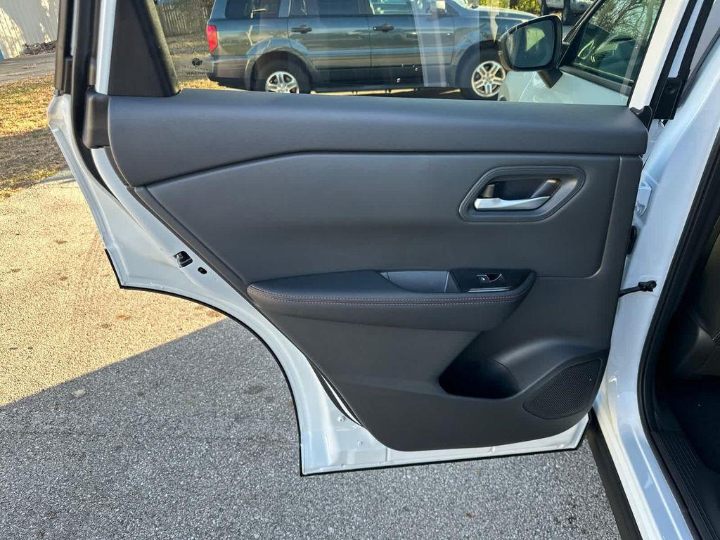 new 2026 Nissan Rogue car, priced at $35,384