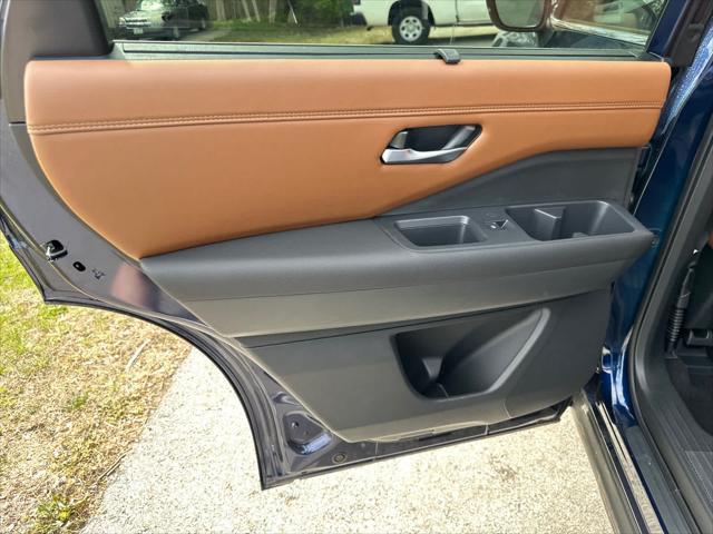new 2025 Nissan Pathfinder car, priced at $50,493