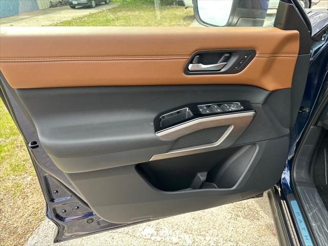 new 2025 Nissan Pathfinder car, priced at $50,493