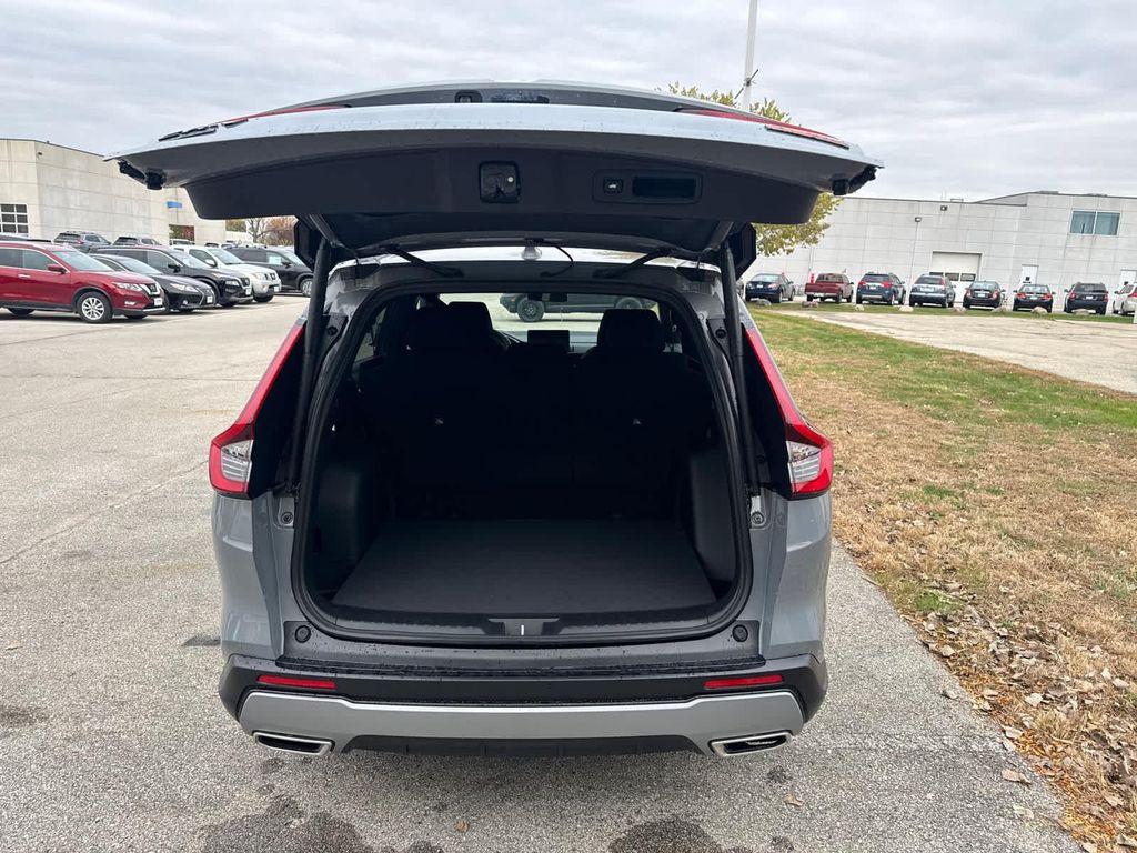new 2026 Honda CR-V Hybrid car, priced at $40,705