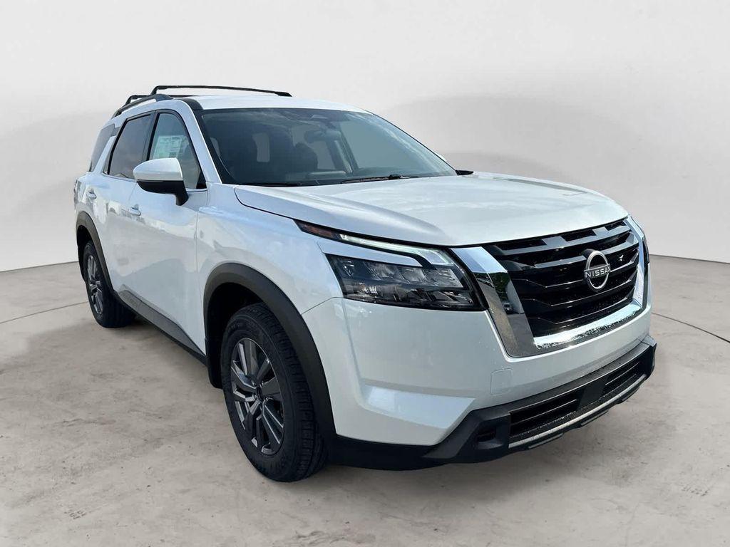 new 2025 Nissan Pathfinder car, priced at $40,978