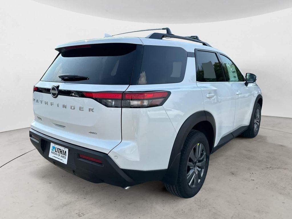 new 2025 Nissan Pathfinder car, priced at $40,978