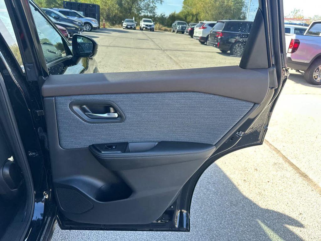 used 2021 Nissan Rogue car, priced at $22,999