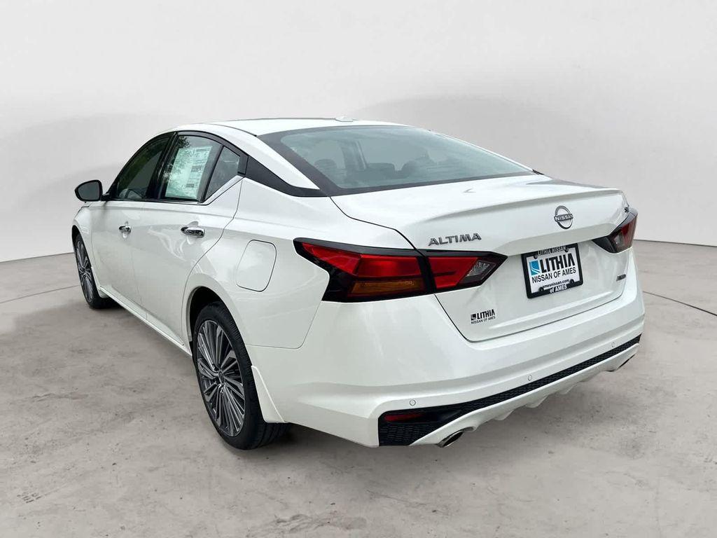new 2025 Nissan Altima car, priced at $34,838