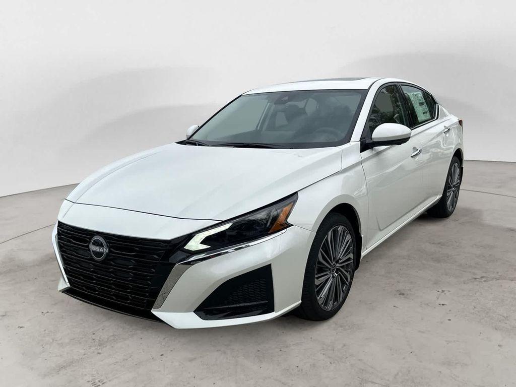 new 2025 Nissan Altima car, priced at $34,838