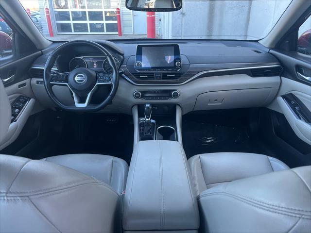 used 2021 Nissan Altima car, priced at $23,999