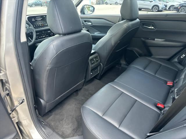 used 2023 Nissan Rogue car, priced at $25,999