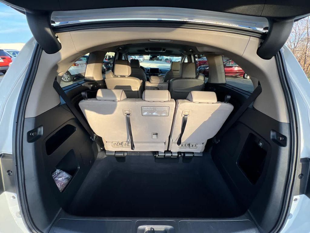 used 2022 Honda Odyssey car, priced at $34,999