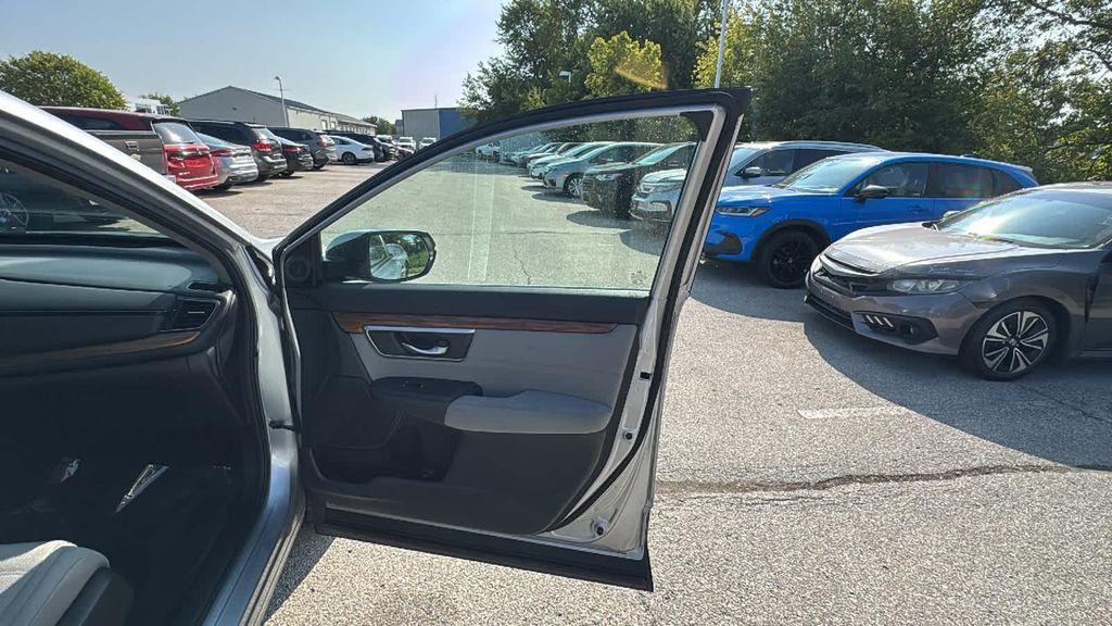 used 2022 Honda CR-V car, priced at $26,999
