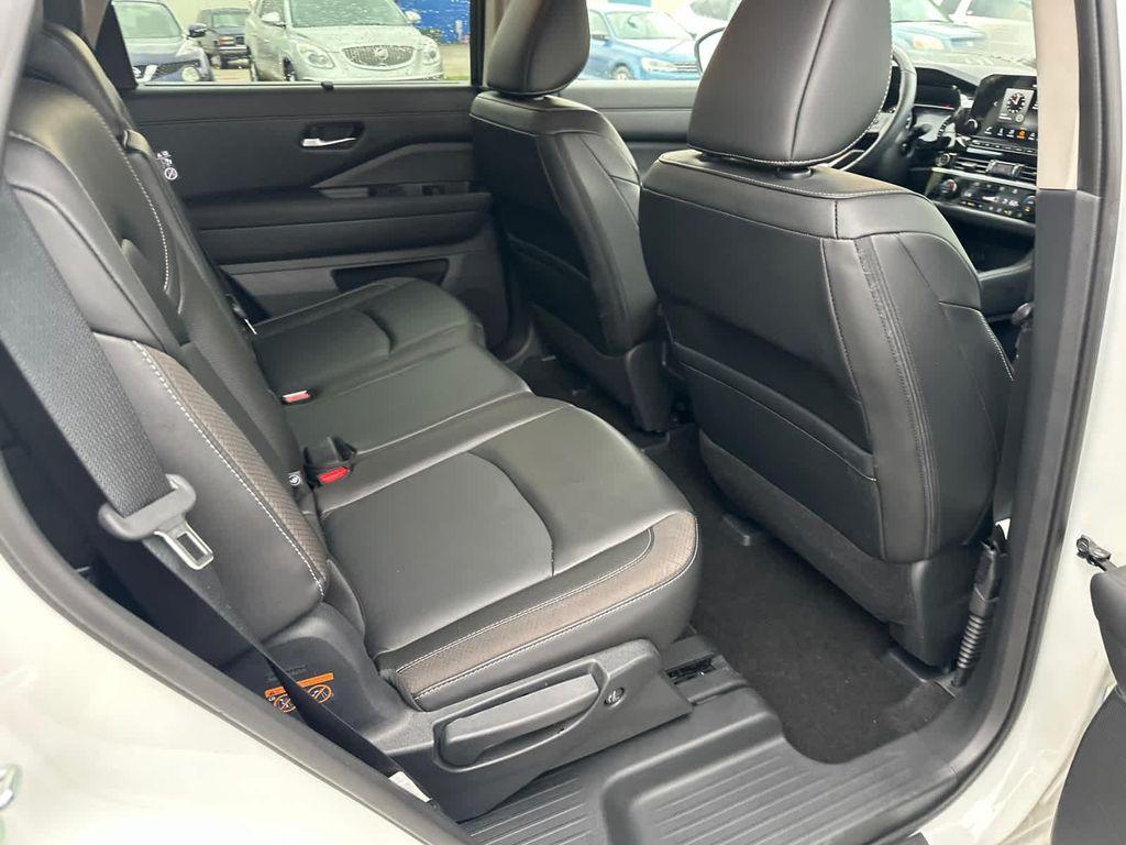 used 2023 Nissan Pathfinder car, priced at $35,999