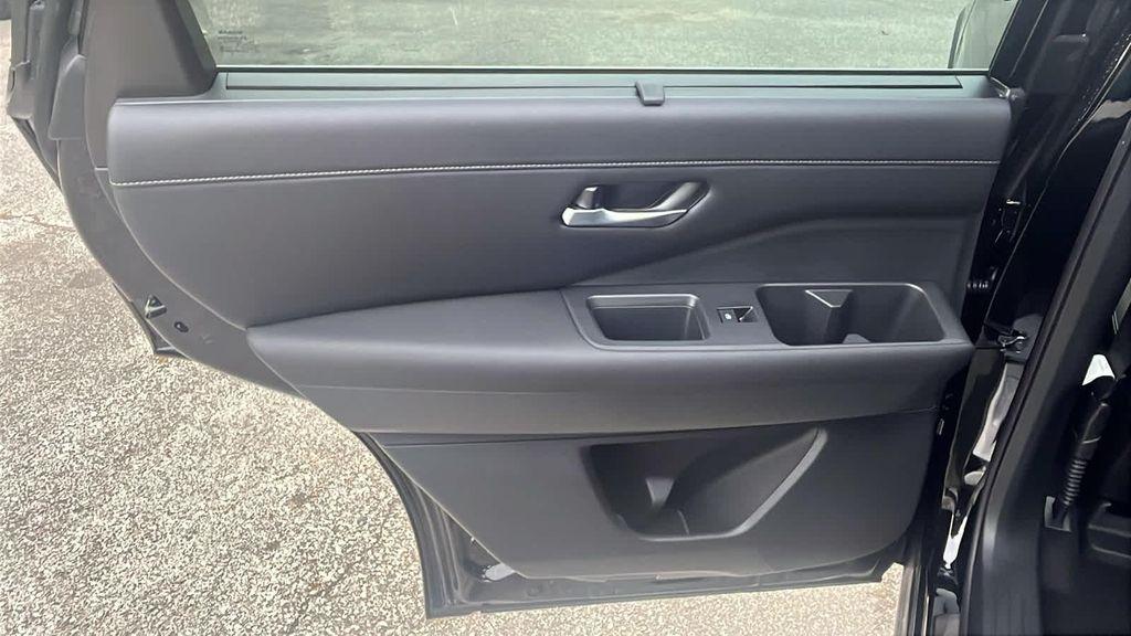 new 2025 Nissan Pathfinder car, priced at $44,126