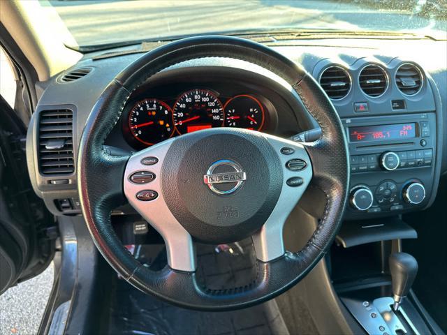 used 2009 Nissan Altima car, priced at $4,999