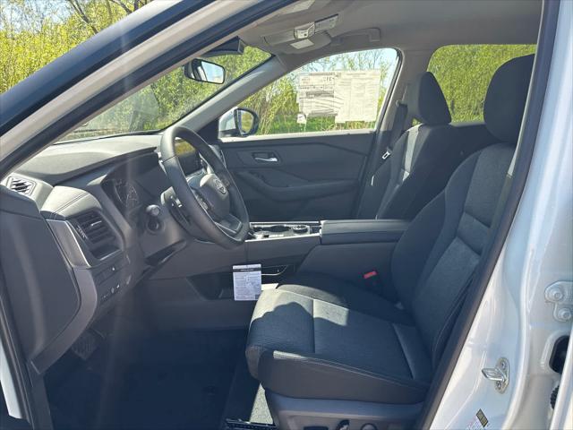 new 2025 Nissan Rogue car, priced at $33,977