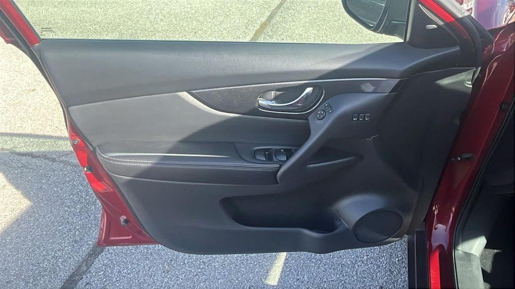 used 2018 Nissan Rogue car, priced at $15,999