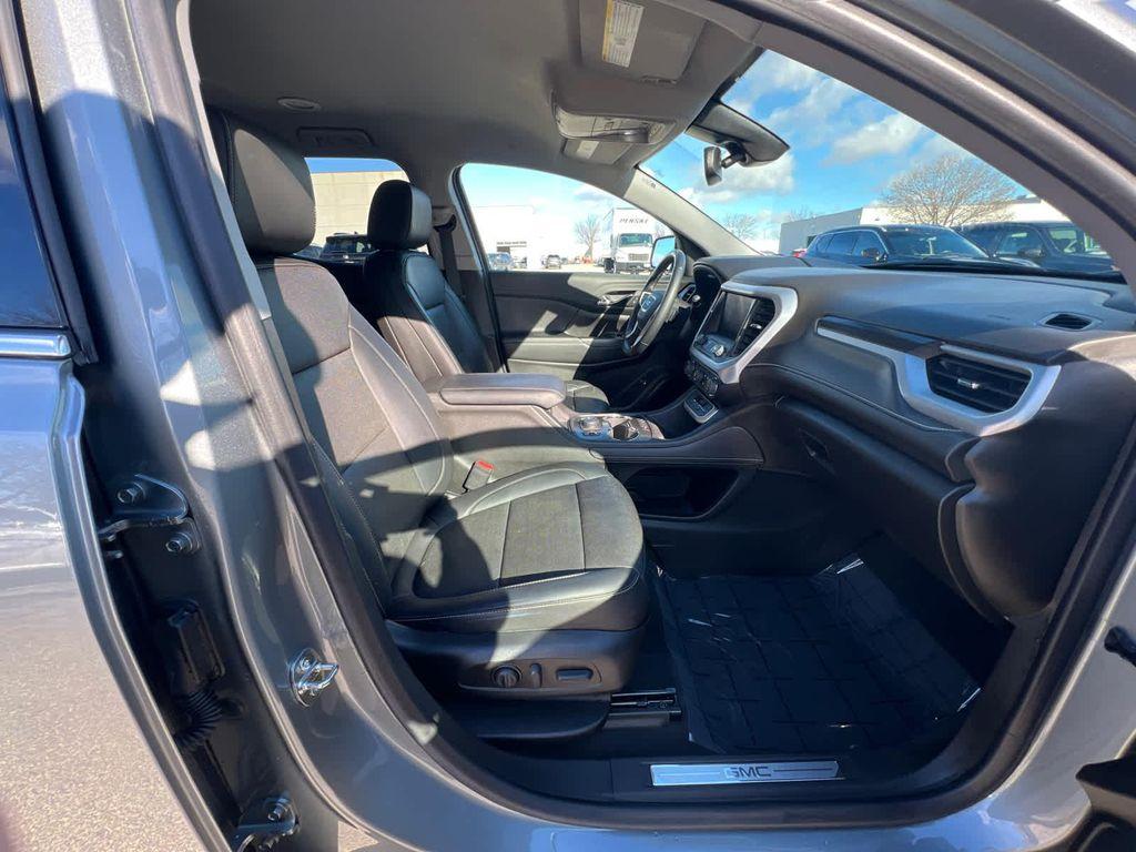 used 2023 GMC Acadia car, priced at $30,999