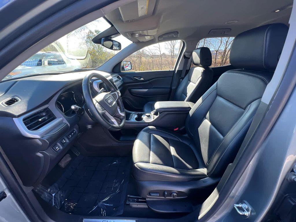 used 2023 GMC Acadia car, priced at $30,999