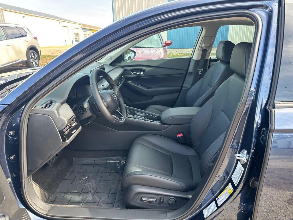 new 2025 Honda Accord Hybrid car, priced at $36,135