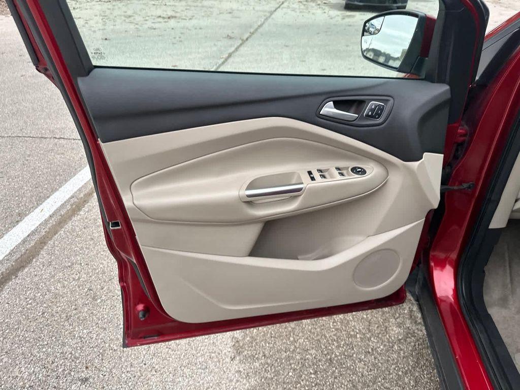 used 2014 Ford Escape car
