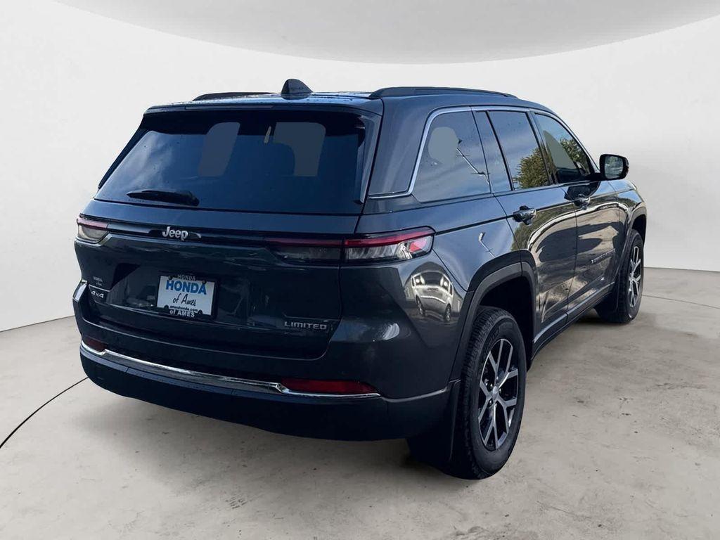 used 2025 Jeep Grand Cherokee car, priced at $39,999