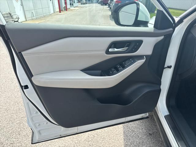used 2023 Nissan Rogue car, priced at $26,999
