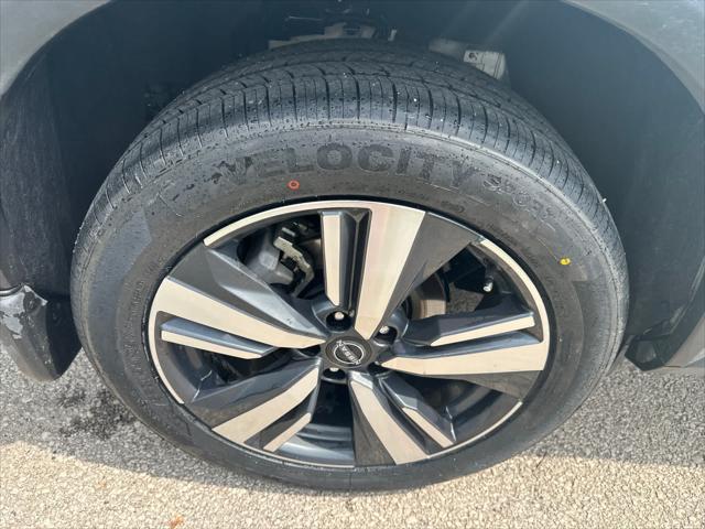 used 2023 Nissan Rogue car, priced at $26,999