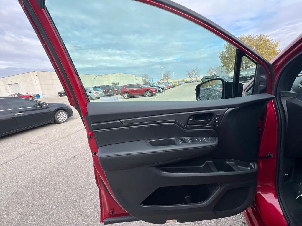 new 2026 Honda Odyssey car, priced at $45,800