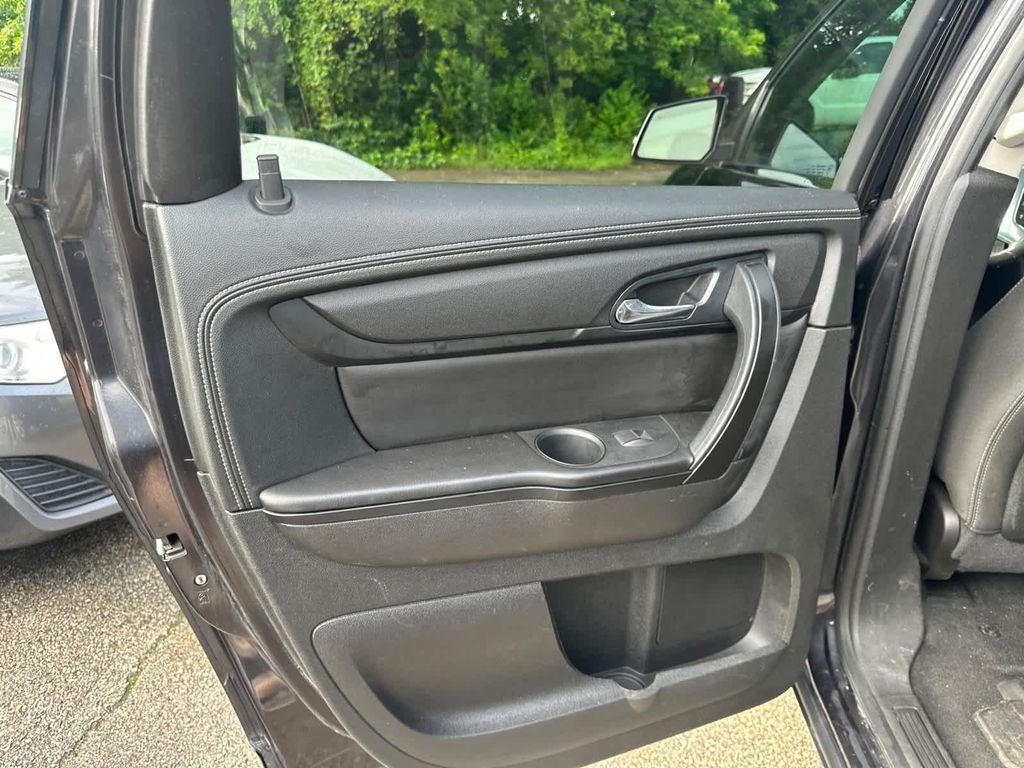 used 2016 Chevrolet Traverse car, priced at $11,999