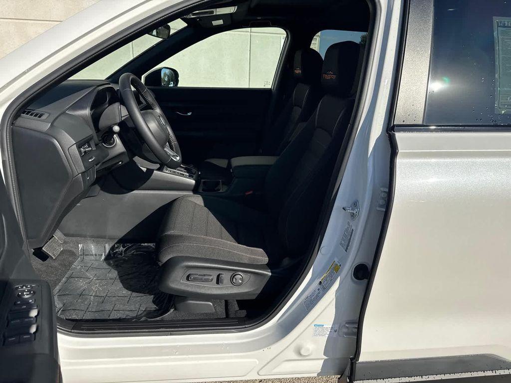 new 2026 Honda CR-V Hybrid car, priced at $40,705